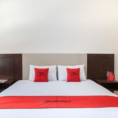 Reddoorz Plus Near Mall Roxy Banyuwangi Banyuwangi  Exteriér fotografie
